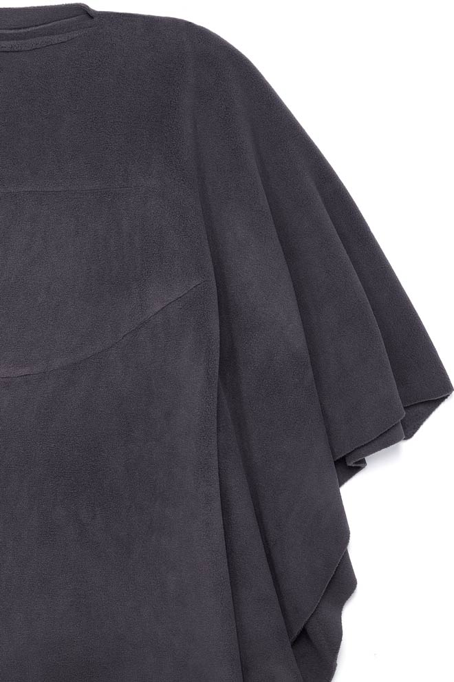 Extrafleece Raw Cut Poncho